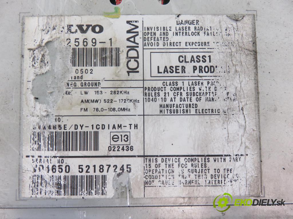 VOLVO V50 (MW) KOMBI 2005 100,00 2.0 D 136 - D 4204 T (PSA) 1997,00 RADIO CD 30725691 ; 52187245 ; VO1650