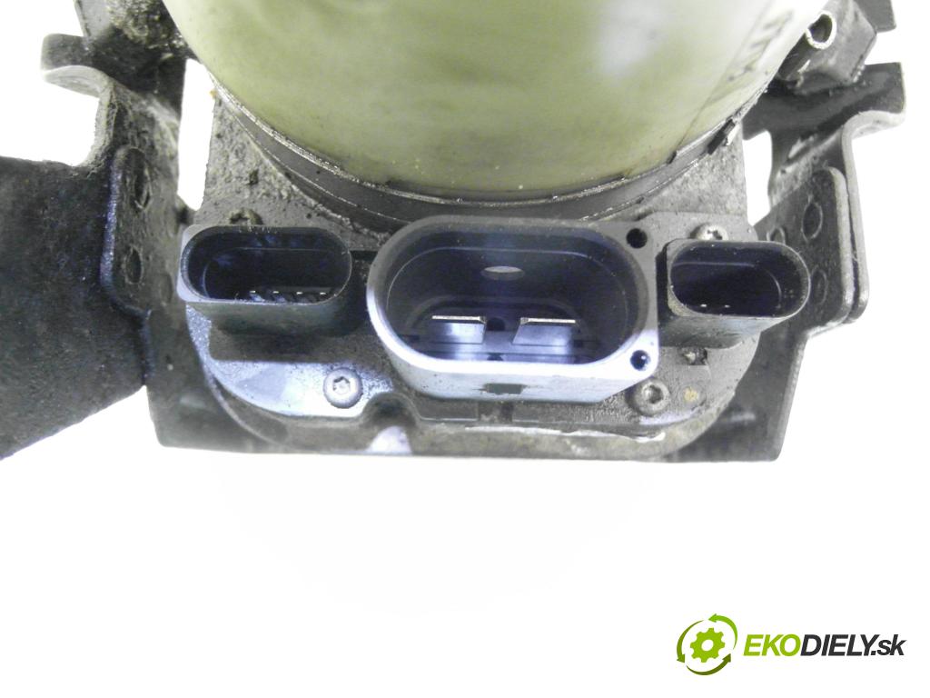 VW POLO (9N_) HB 2003 40,00 1.2 6V 54 - AWY 1198,00 Pumpa servočerpadlo 6Q0423371 ; 6Q0423156S ; 6Q2423051T