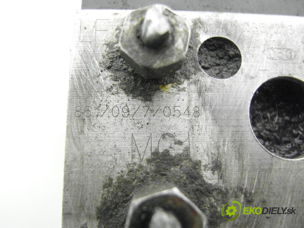 HONDA CIVIC VI Hatchback (EJ, EK) HB 1999 66,00 1.4 i S (EJ9) - D14A4 1396,00 Pumpa ABS 0273004238 ; 0265216493 (Pumpa ABS)