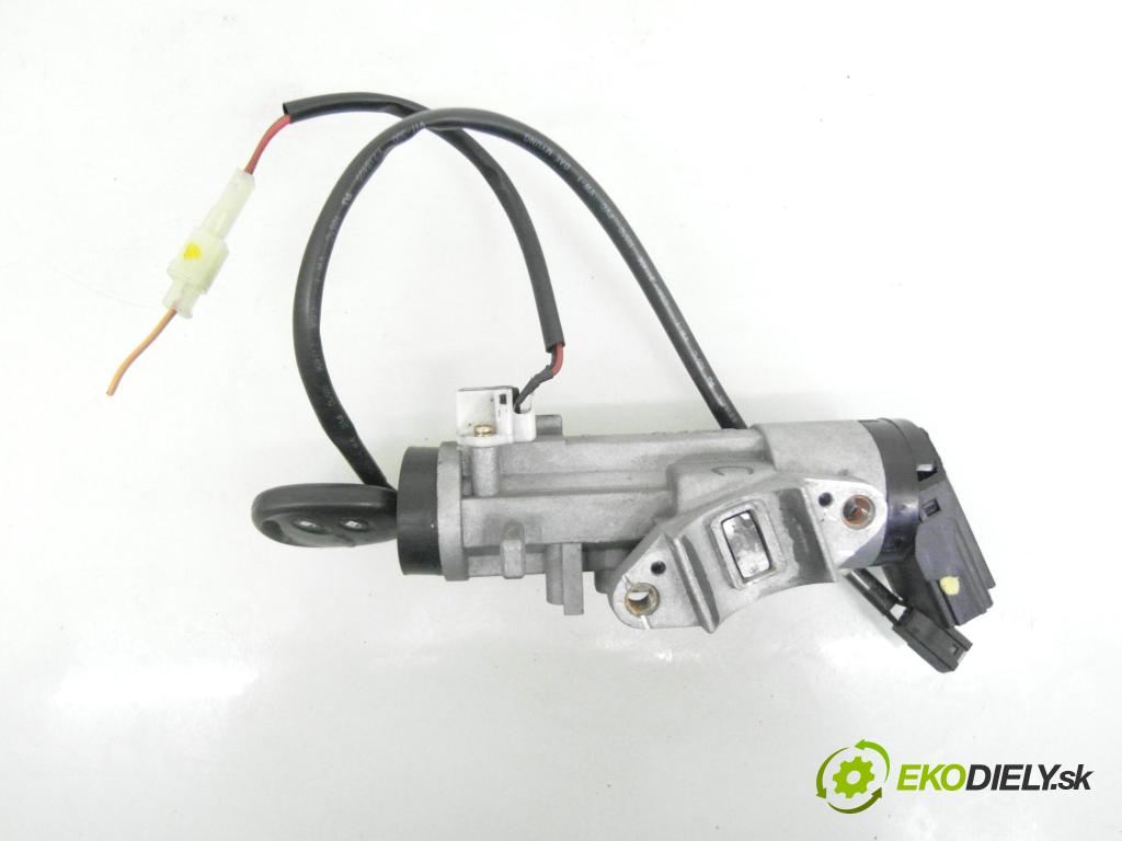 CHEVROLET REZZO HB 2004 77,00 1.6 16V 105 - A16DMS 1598,00 spinačka / imobilizéra IMMO / Riadiaca jednotka 96498321 ; 96261224 ; 96487150