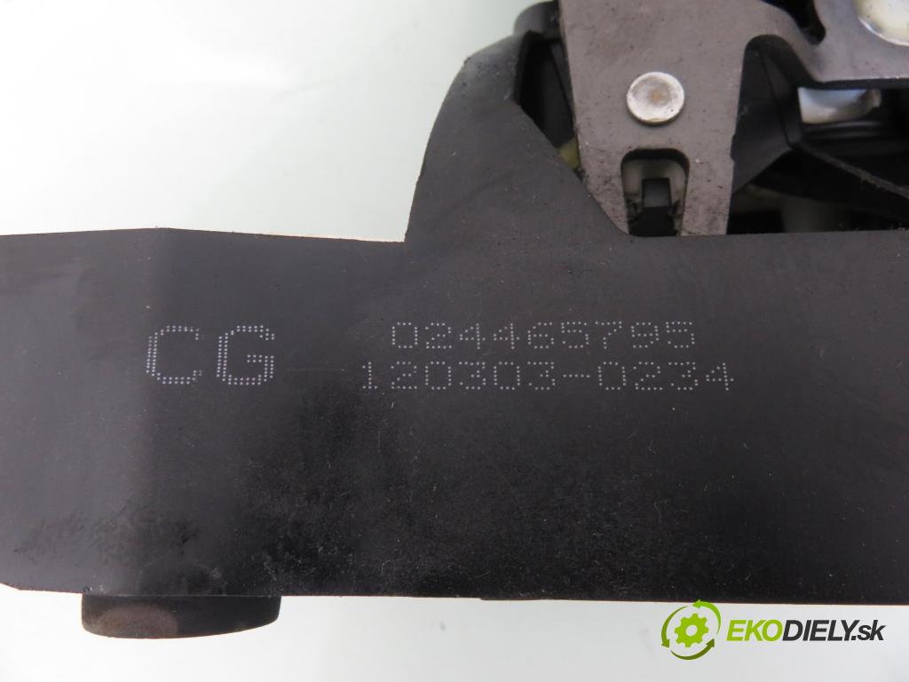OPEL VECTRA C GTS (Z02) LIFTBACK 2003 155,00 3.2 V6 - Z 32 SE 3175,00 ZVEDÁK: 024465795