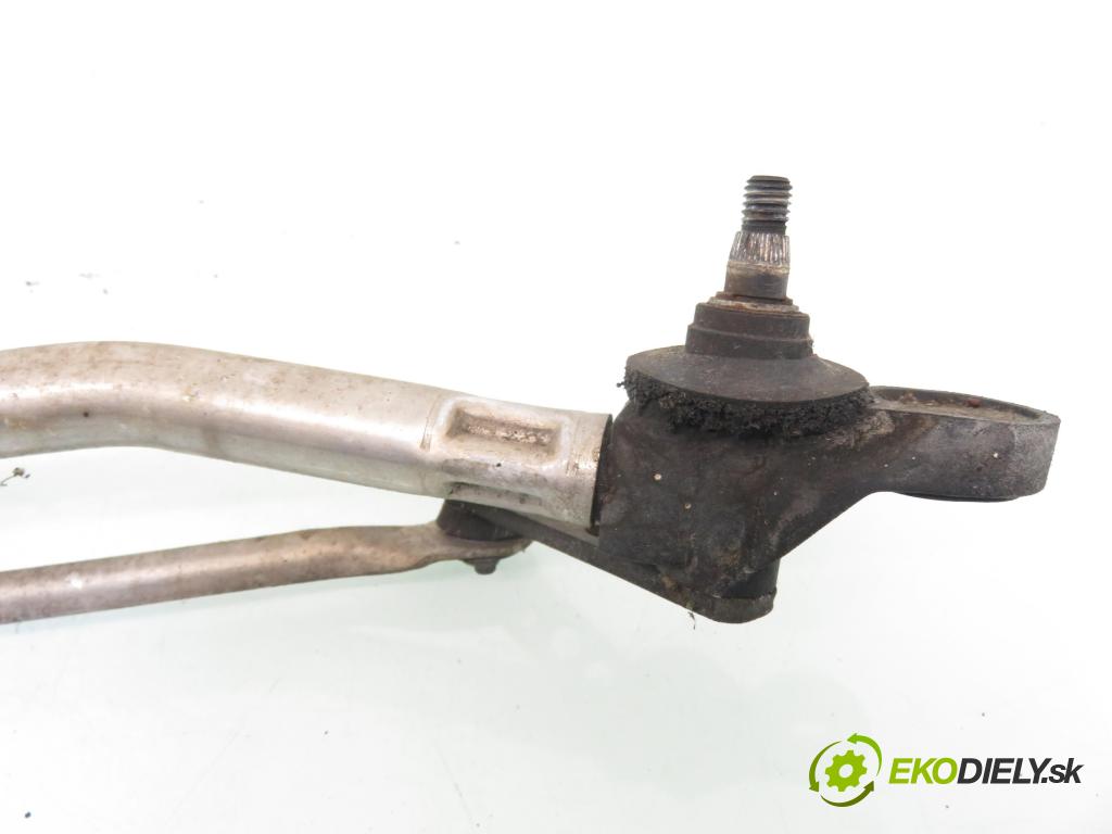 OPEL ASTRA G liftback (T98) HB 2000 74,00 1.6 16V - X 16 XEL 1598,00 Motorček stieračov 404387