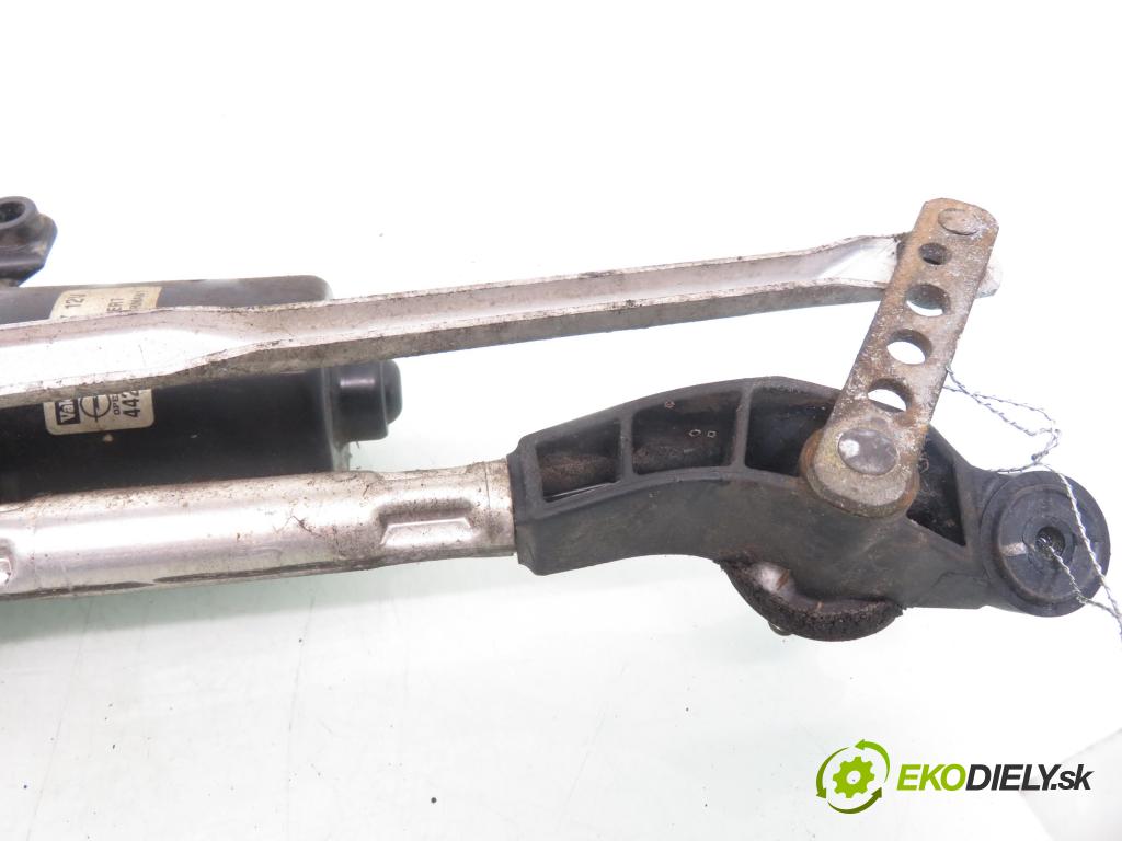 OPEL ASTRA G liftback (T98) HB 2000 74,00 1.6 16V - X 16 XEL 1598,00 Motorček stieračov 404387