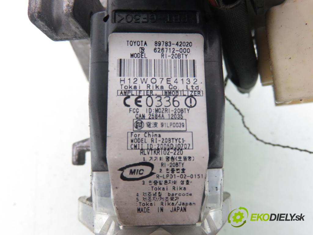 TOYOTA COROLLA (_E12_) SEDAN 2007 66,00 1.4 D-4D 90 - 1ND-TV 1364,00 spinačka 45020424 ; 8978342020 ; 626712000 (Spínacia skrinka)