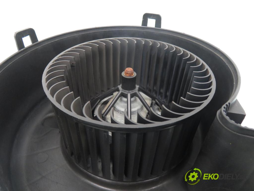 OPEL VECTRA C GTS (Z02) LIFTBACK 2003 155,00 3.2 V6 - Z 32 SE 3175,00 Ventilátor vetráku 0007188H ; 73421312