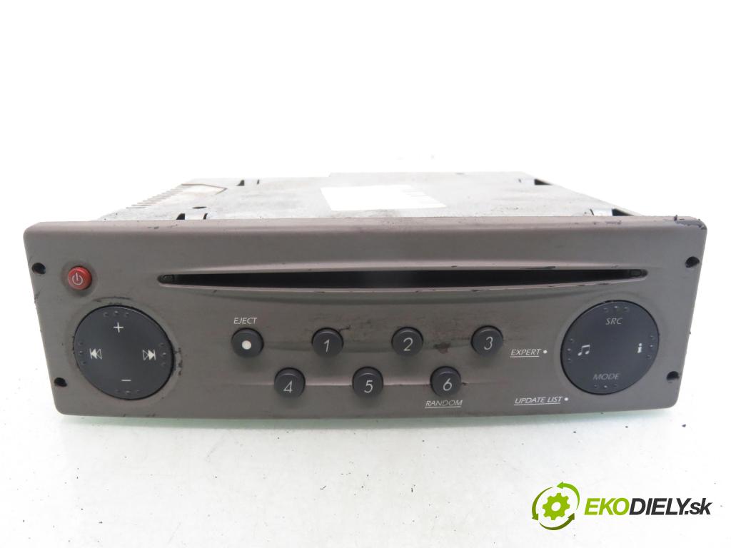 RENAULT KANGOO / GRAND KANGOO II (KW0/1_) KOMBIVAN 2009 63,00 1.5 dCi (KW0B) - K9K 802 1461,00 RADIO CD 8200531482C ; 8200531482T ; 8200531482T