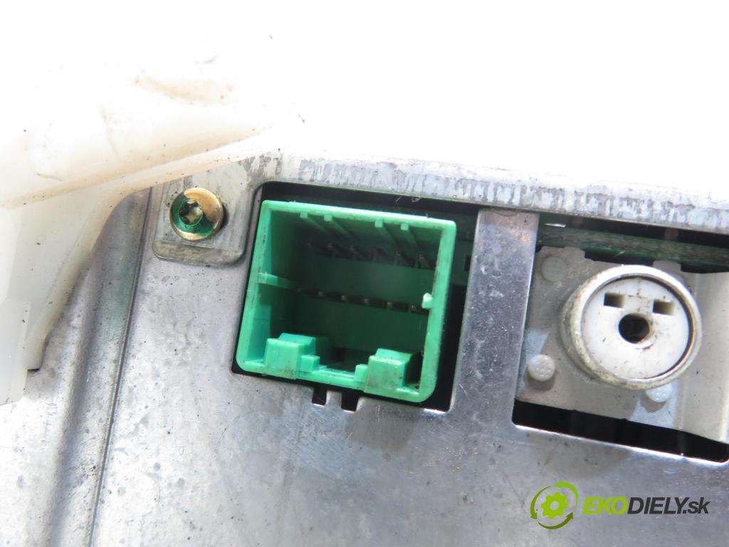 FORD FOCUS (DAW, DBW) HB 2001 74,00 1.6 16V - FYDA 1596,00 RADIO Modul 98AP18K876BC