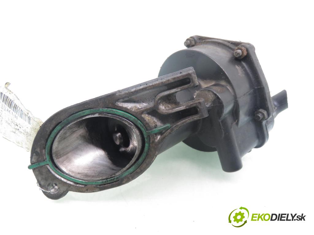 FORD FOCUS (DAW, DBW) HB 2002 66,00 1.8 TDDi 90- C9DB 1753,00 Pumpa vákuová 93BB2A451AC
