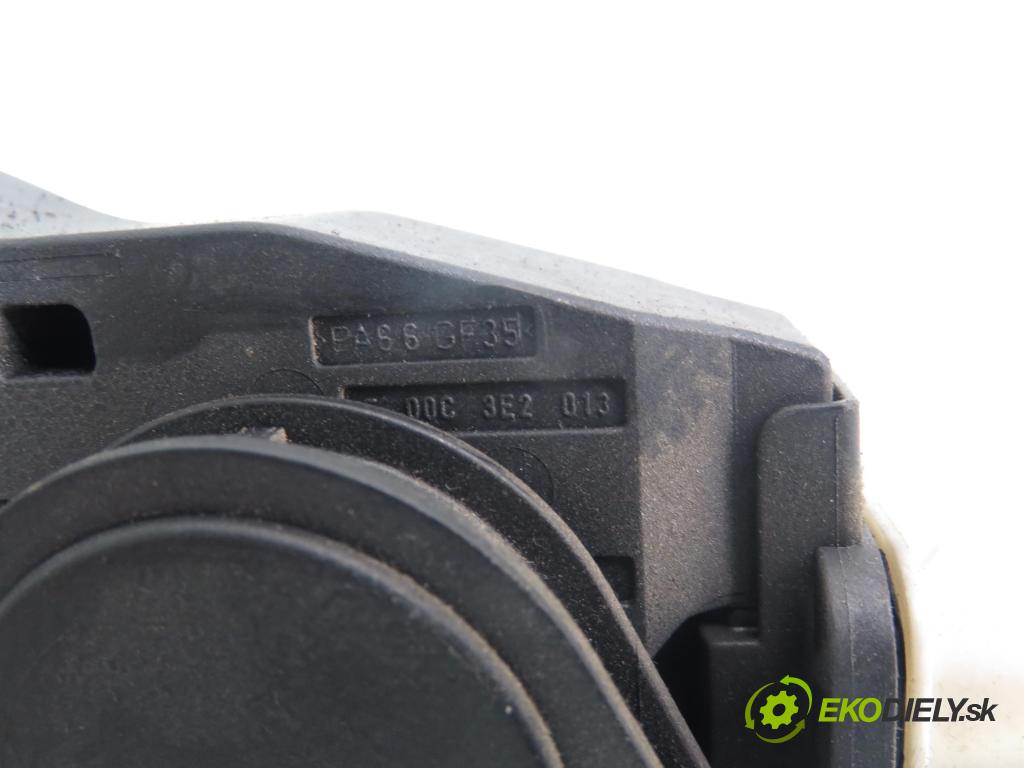 PEUGEOT 307 (3A/C) HB 2004 50,00 1.4 HDi - 8HZ (DV4TD) 1398,00 potenciometr plynového pedálu F00C3E2429 ; 0280752251 (Potenciometr plynového pedálu)