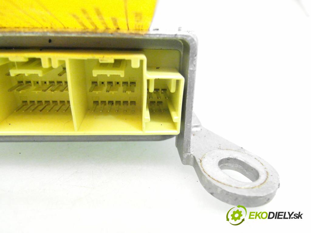 NISSAN MICRA III (K12) HB 2004 48,00 1.2 - CR12DE 1240,00 MODUL air BAG 0285001474 ; 98820AX502