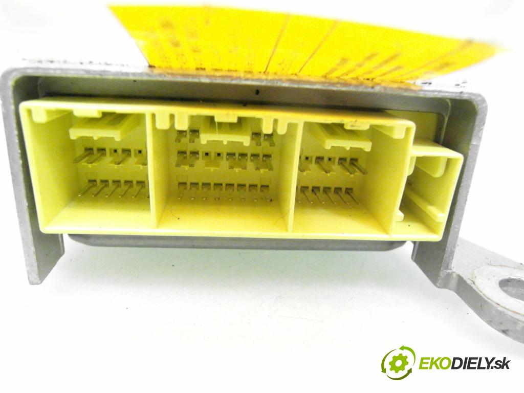 NISSAN MICRA III (K12) HB 2004 48,00 1.2 - CR12DE 1240,00 MODUL air BAG 0285001474 ; 98820AX502