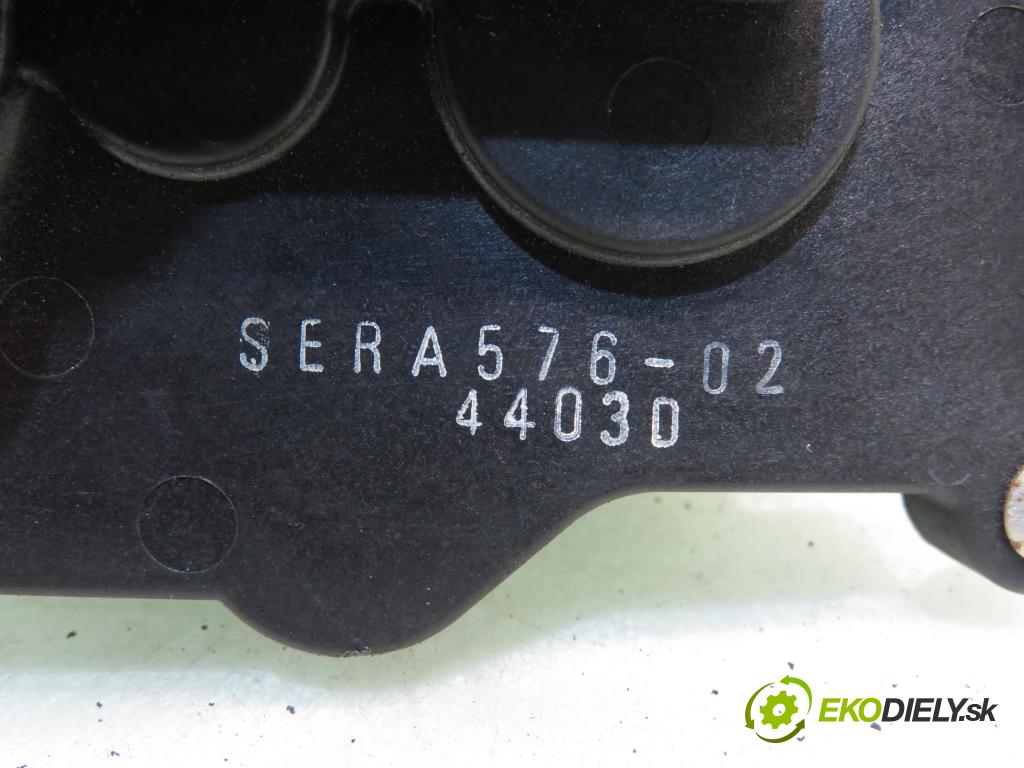 NISSAN MICRA III (K12) HB 2004 48,00 1.2 - CR12DE 1240,00 Škrtiaca klapka SERA57602 ; RME4501 (Škrtiaca klapka)