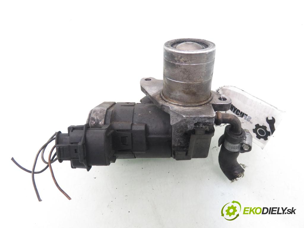 OPEL VECTRA C GTS (Z02) LIFTBACK 2004 92,00 2.2 DTI 16V 125 - Y 22 DTR 2172,00 VENTIL EGR 00005321A8 ; 102301