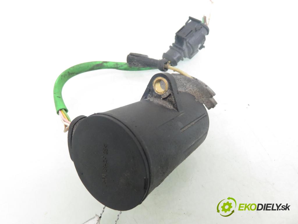 SEAT IBIZA II (6K1) HB 2001 44,00 1.4 i - ABD 1390,00 Potenciometer plynu 0280752017 ; 021907475D ; 4A0721757A (Potenciometer plynového pedálu)