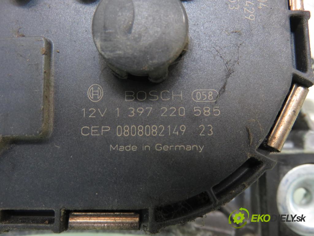 VOLVO C30 (533) HB 2008 100,00 2.0 D 136 - D 4204 T 1997,00 Motorček stieračov 1397220585 ; 0390241688 ; 3397021108