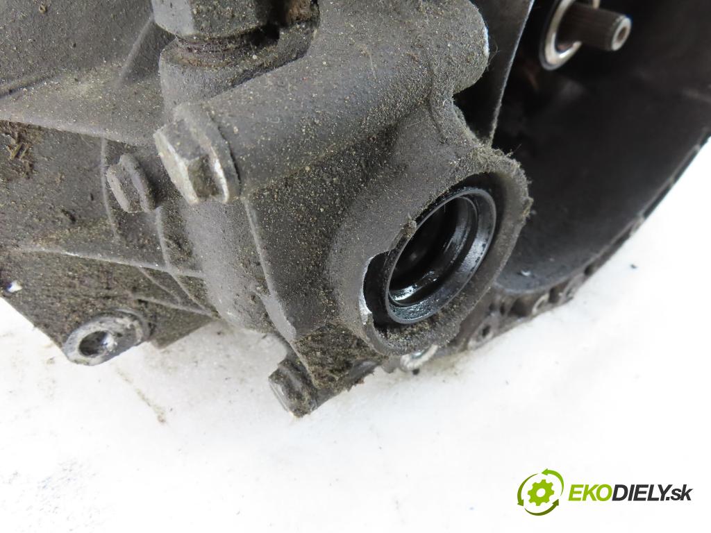 FIAT PUNTO (188_) HB 2002 59,00 1.2 16V 80 - 188 A5.000 1242,00 Prevodovka MANUALNA 46467446