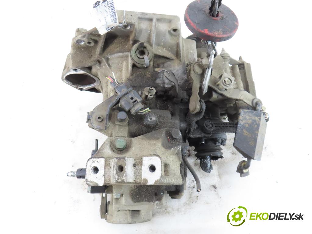VW GOLF IV (1J1) HB 2001 55,00 1.4 16V - APE 1390,00 Prevodovka MANUALNA DUW