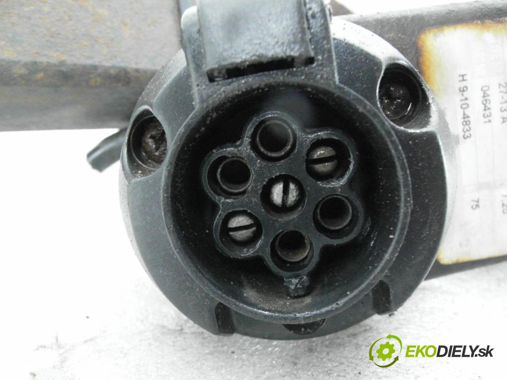 RENAULT MEGANE I (BA0/1_) HB 1999 70,00 1.4 16V (BA0D, BA1H, BA0W, BA10) - K4J 750 1390,00 Hák 046431