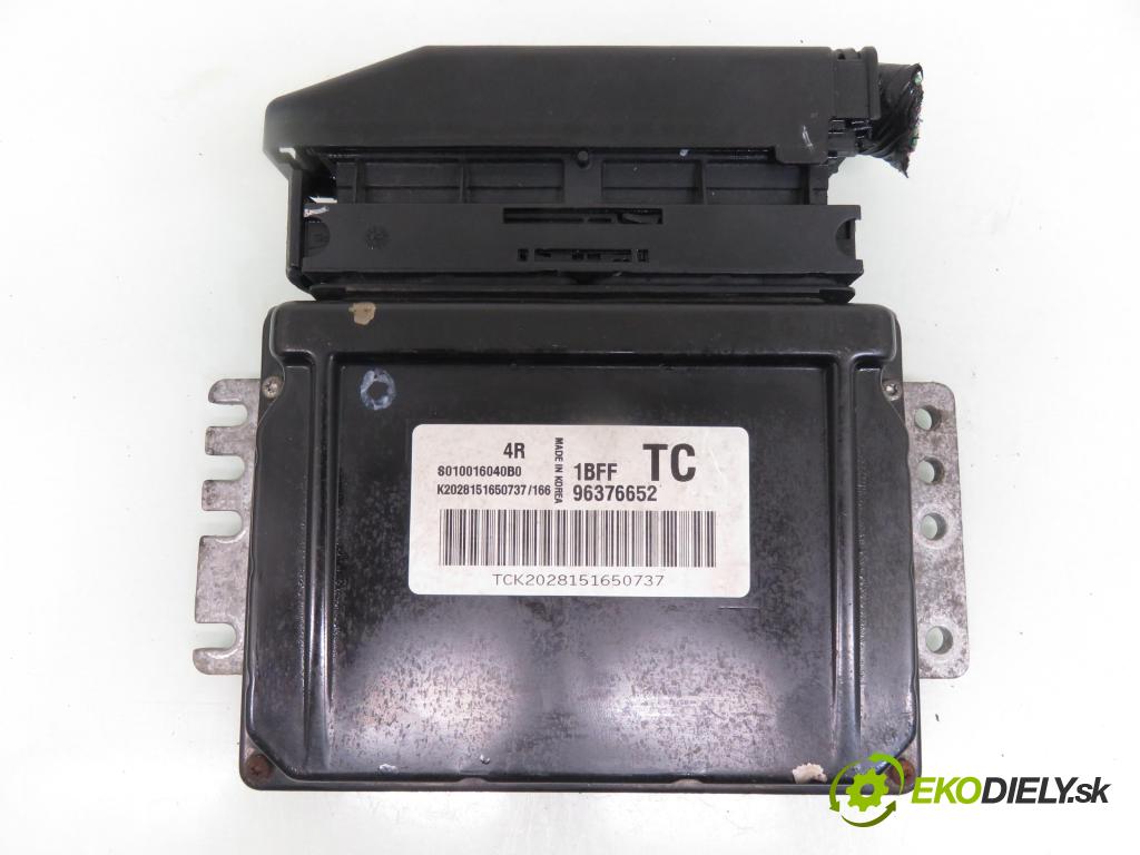 CHEVROLET AVEO / KALOS liftback (T200) HB 2006 53,00 1.2 - F12S3 1150,00 spinačka / imobilizéra IMMO / Riadiaca jednotka 96376652 ; 96459510 ; 96408390