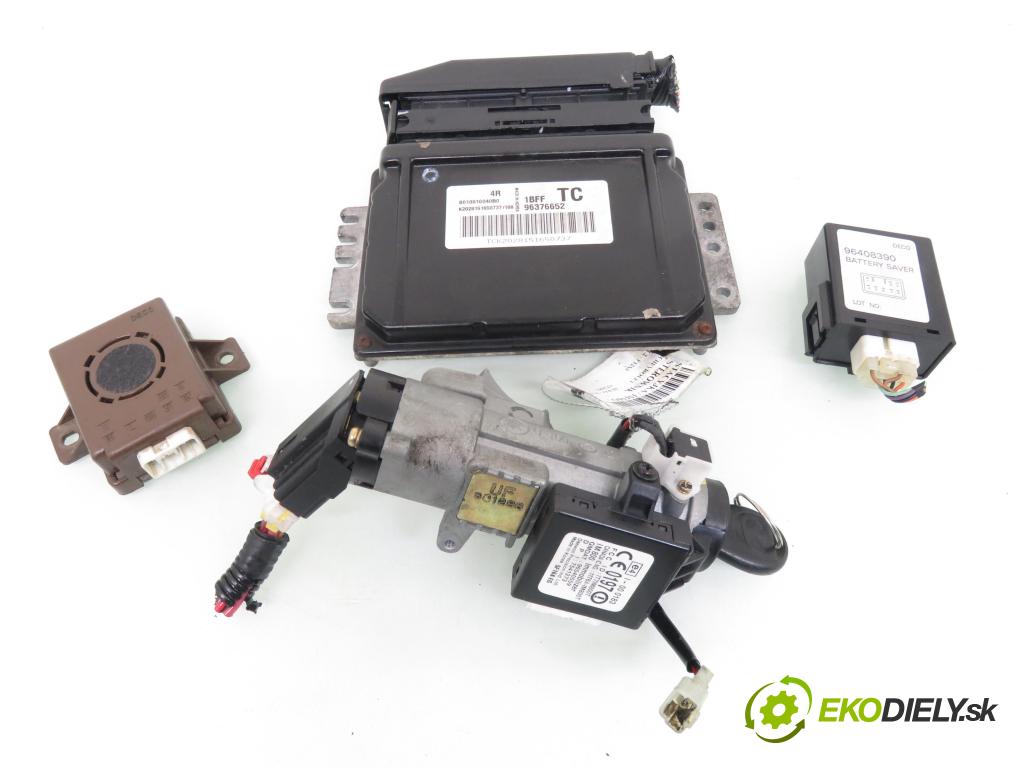 CHEVROLET AVEO / KALOS liftback (T200) HB 2006 53,00 1.2 - F12S3 1150,00 spinačka / imobilizéra IMMO / Riadiaca jednotka 96376652 ; 96459510 ; 96408390