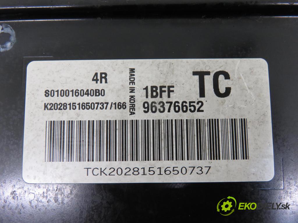 CHEVROLET AVEO / KALOS liftback (T200) HB 2006 53,00 1.2 - F12S3 1150,00 spinačka / imobilizéra IMMO / Riadiaca jednotka 96376652 ; 96459510 ; 96408390