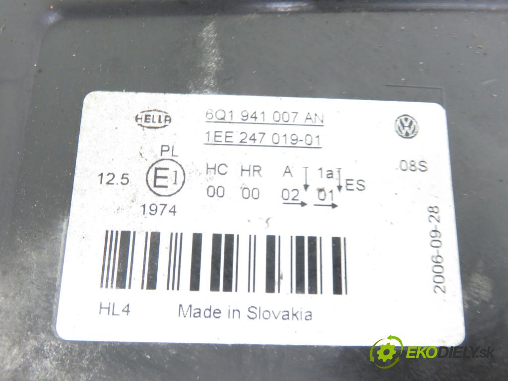 VW POLO (9N_) HB 2003 40,00 1.2 6V 54 - AWY 1198,00 Svetlo LP 6Q1941007AN