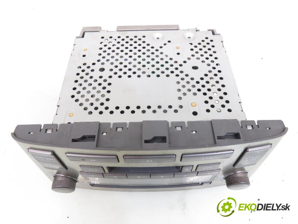 TOYOTA AVENSIS Kombi (_T25_) KOMBI 2005 120,00 2.4 (AZT251_) - 2AZ-FSE 2362,00 RADIO CD Modul 8612005080 ; CQMS6271LAC