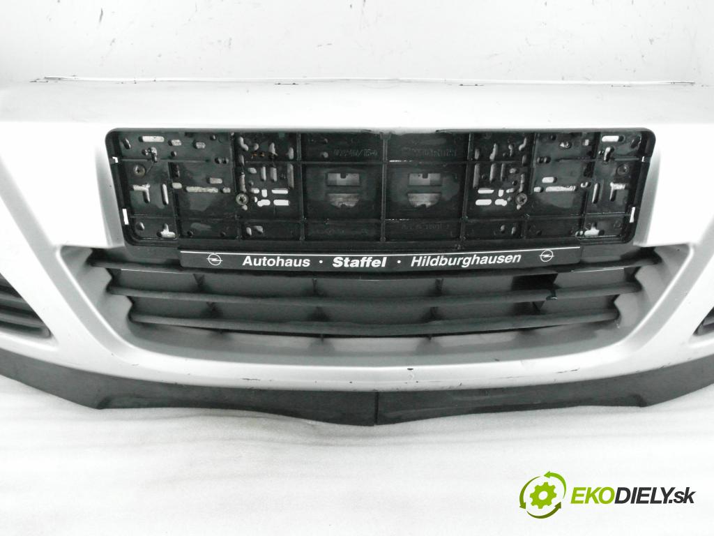 OPEL ASTRA H (A04) HB 2005 77,00 1.6 - Z 16 XEP 1598,00 Nárazník predný