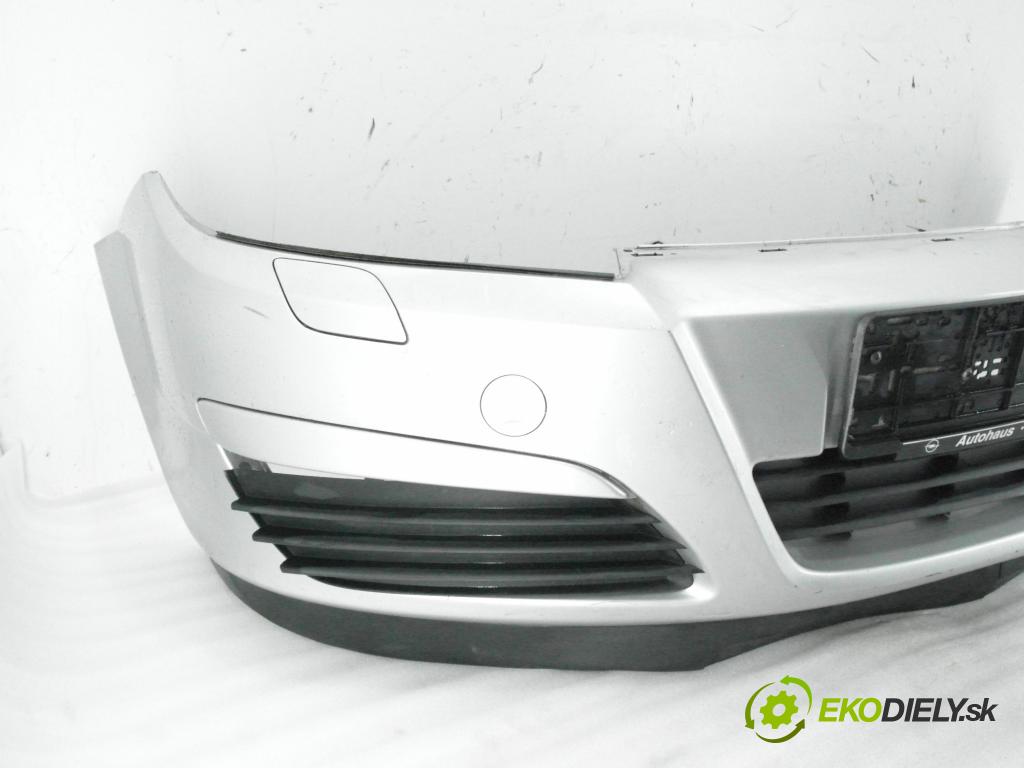 OPEL ASTRA H (A04) HB 2005 77,00 1.6 - Z 16 XEP 1598,00 Nárazník predný