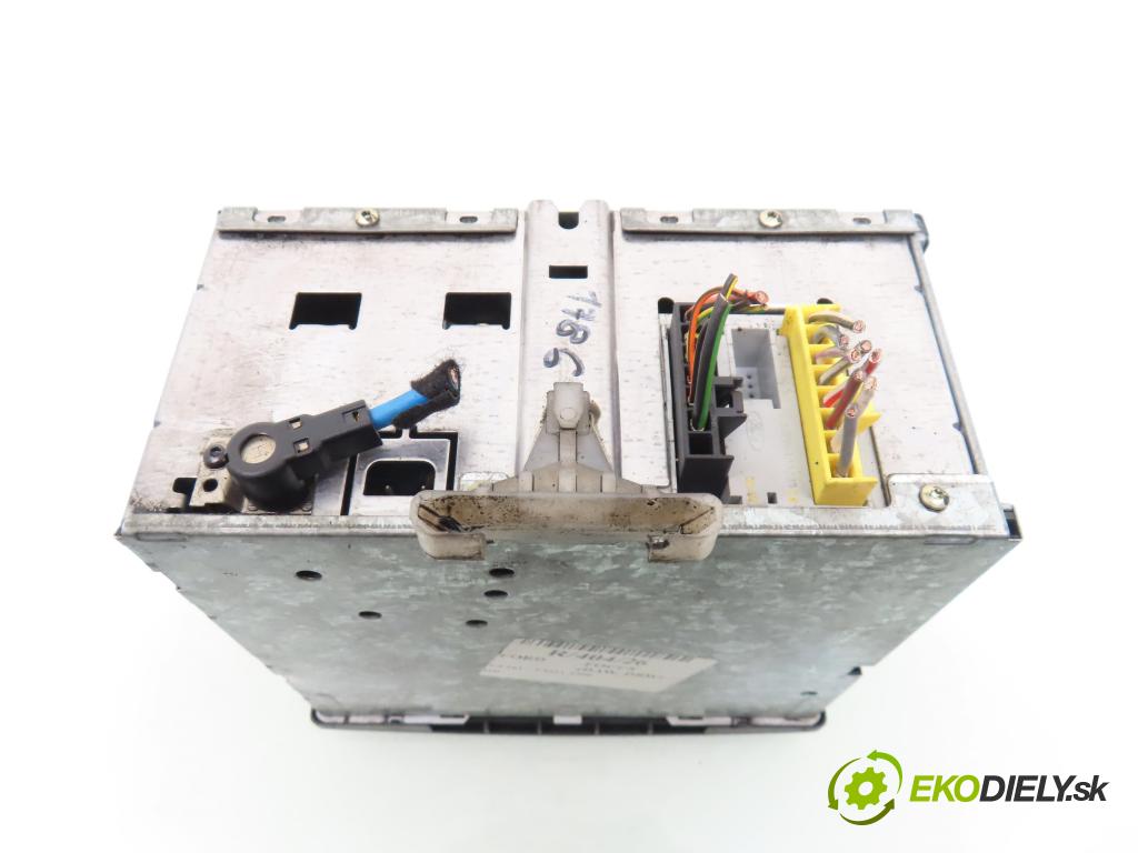 FORD FOCUS (DAW, DBW) HB 1998 55,00 1.4 16V - FXDA 1388,00 RADIO Modul 97FP18K876GA