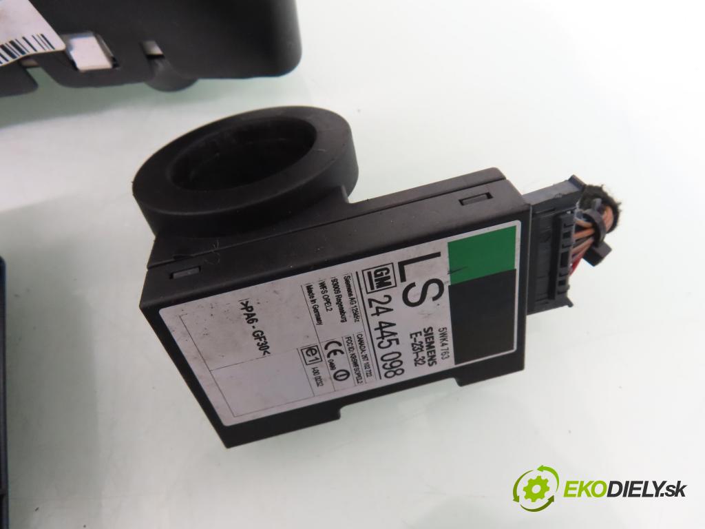 OPEL CORSA C (X01) HB 2001 43,00 1.0 12V 58 - Z 10 XE 973,00 spinačka / imobilizéra IMMO / Riadiaca jednotka 0261206072 ; 09115111 ; 09166814FL