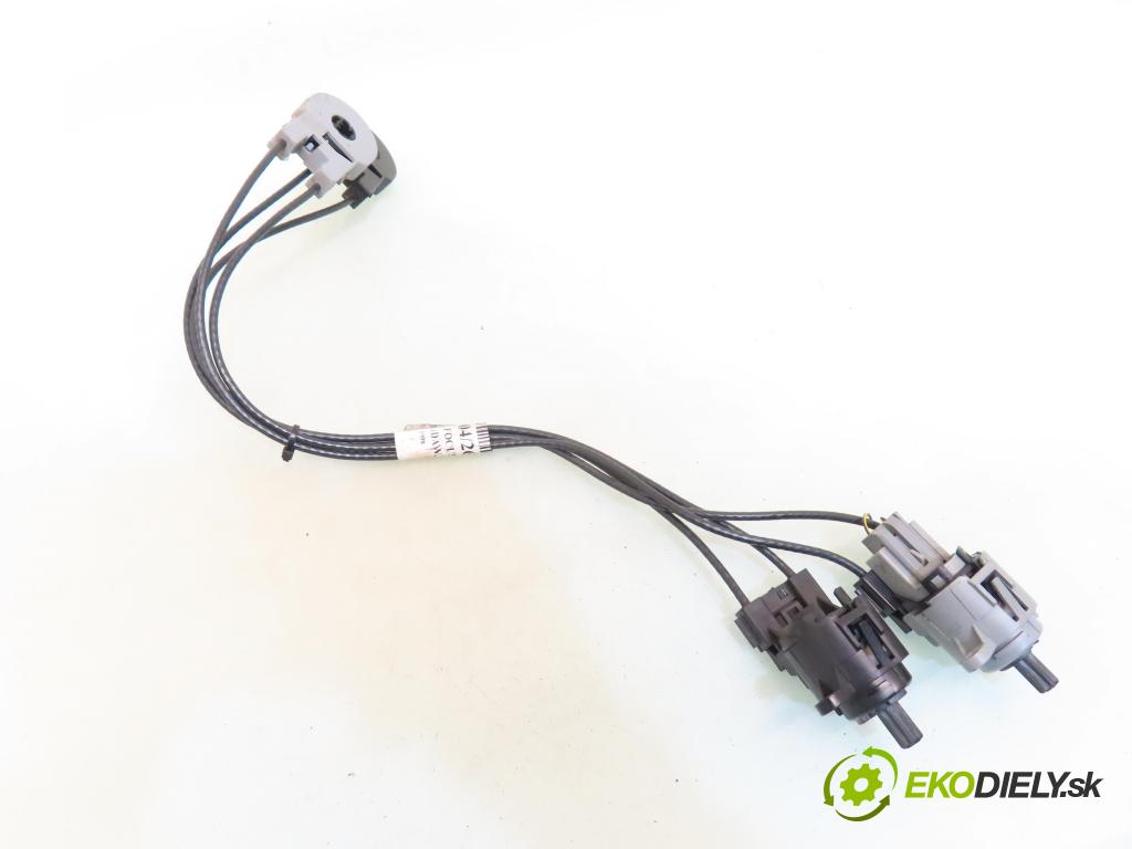 FORD FOCUS (DAW, DBW) HB 1998 55,00 1.4 16V - FXDA 1388,00 lanko panel topení 98AB11504AE ; 98AB11503AE