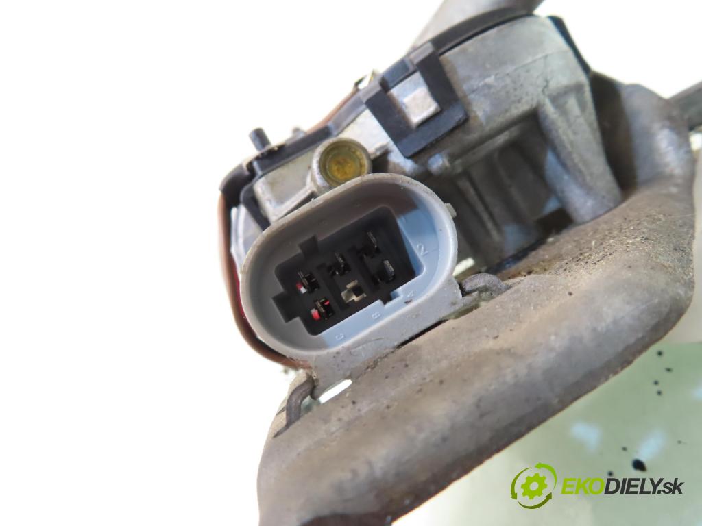 RENAULT SCENIC I (JA0/1_) MINIVAN 2001 70,00 1.4 16V (JA0D, JA1H, Ja0W, JA10) - K4J 714 1390,00 Motorček stieračov 0390241352 ; 3398009474