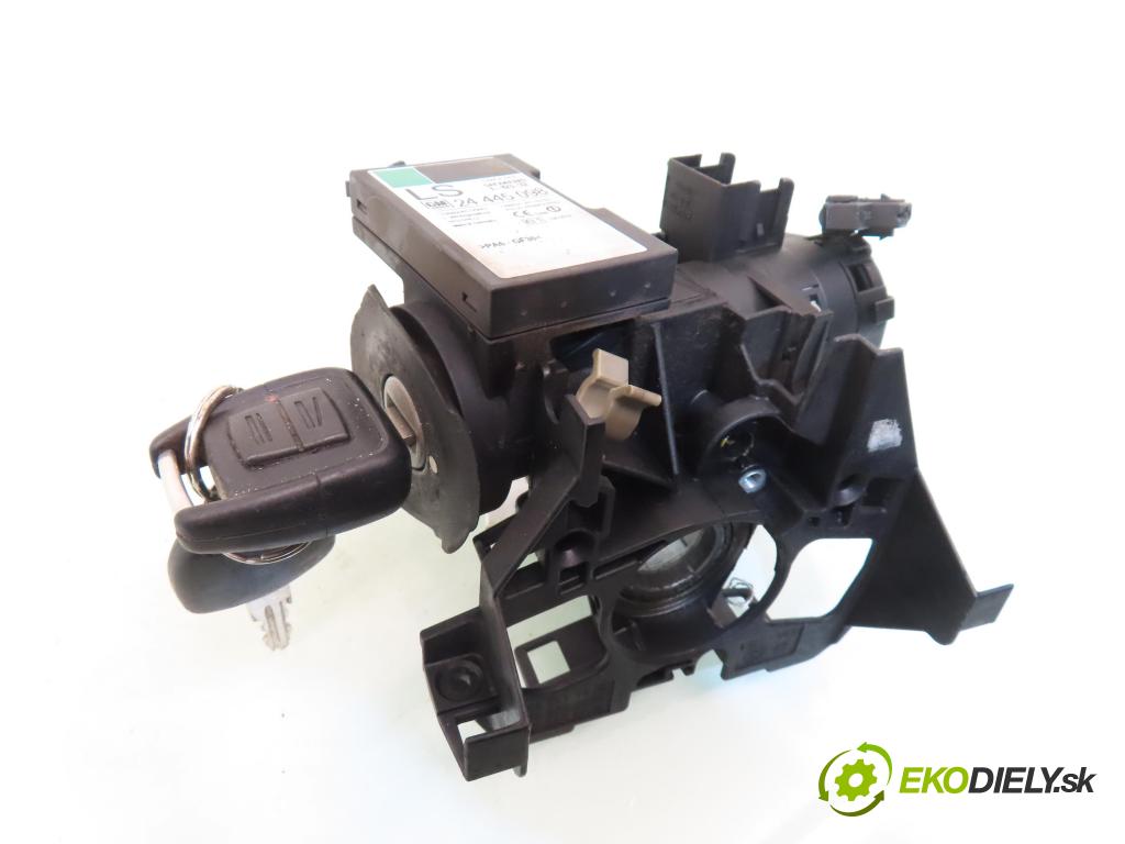 OPEL ASTRA G liftback (T98) HB 2003 74,00 2.0 DTI 16V - X 20 DTH 1995,00 spinačka 90589313 ; 90589389 ; 24413106 (Spínacia skrinka)