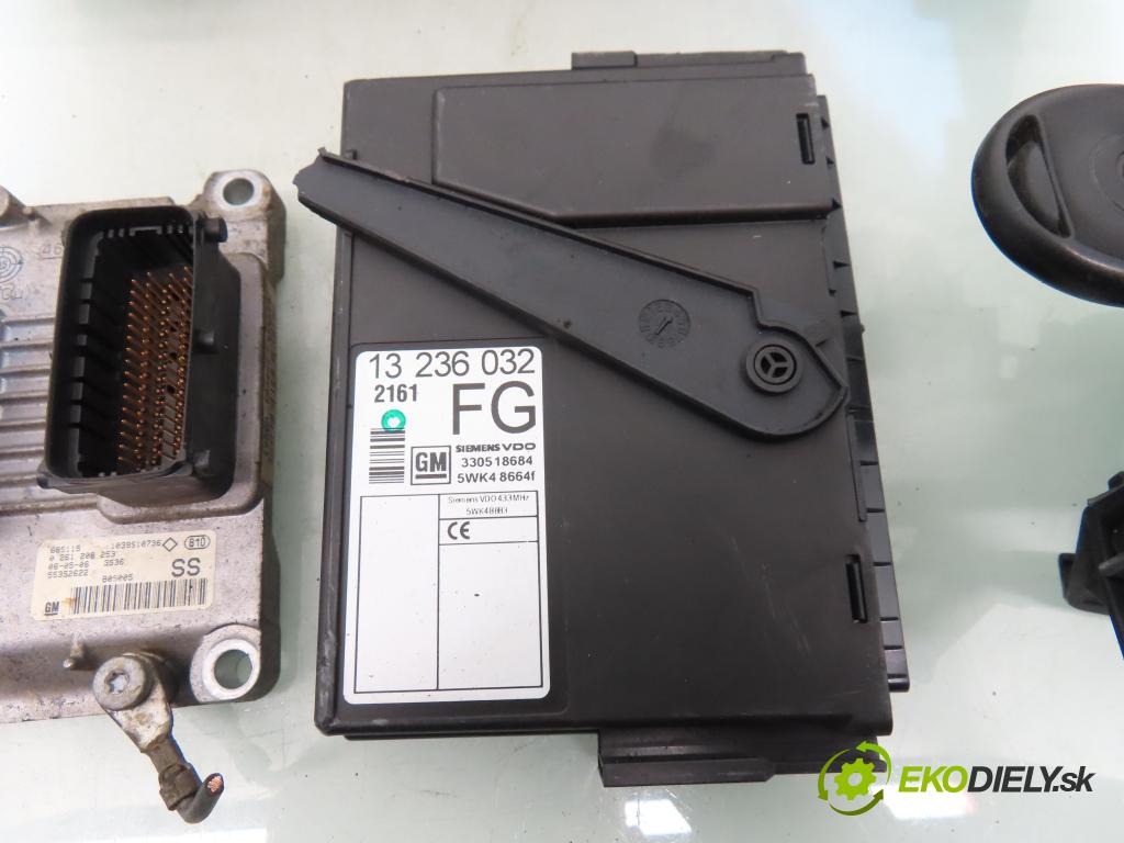 OPEL CORSA C (X01) HB 2006 55,00 1.2 16V 75 - Z 12 XE 1199,00 spinačka / imobilizéra IMMO / Riadiaca jednotka 0261208253 ; 55352622 ; 13173357WL