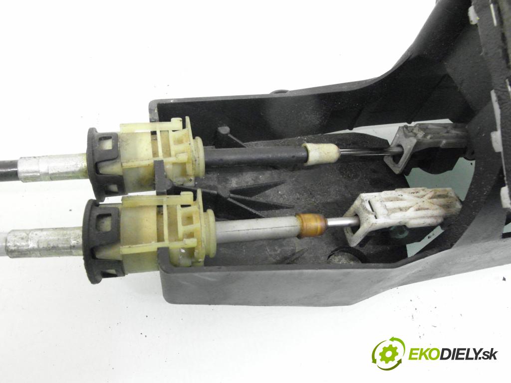 OPEL ASTRA H (A04) HB 2005 88,00 1.9 CDTI - Z 19 DT 1910,00 ZVEDÁK: 055351706