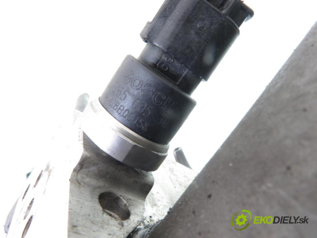 TOYOTA AVENSIS Kombi (_T25_) KOMBI 2005 120,00 2.4 (AZT251_) - 2AZ-FSE 2362,00 Pumpa ABS 0265950147 ; 0265005303 (Pumpa ABS)