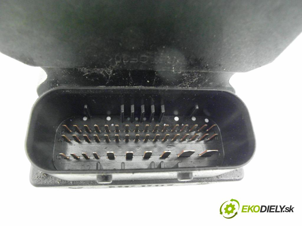 SKODA SUPERB I (3U4) SEDAN 2002 96,00 1.9 TDI - AWX 1896,00 Pumpa ABS 0265950063 ; 3U0614517 ; 0265225138 (Pumpa ABS)