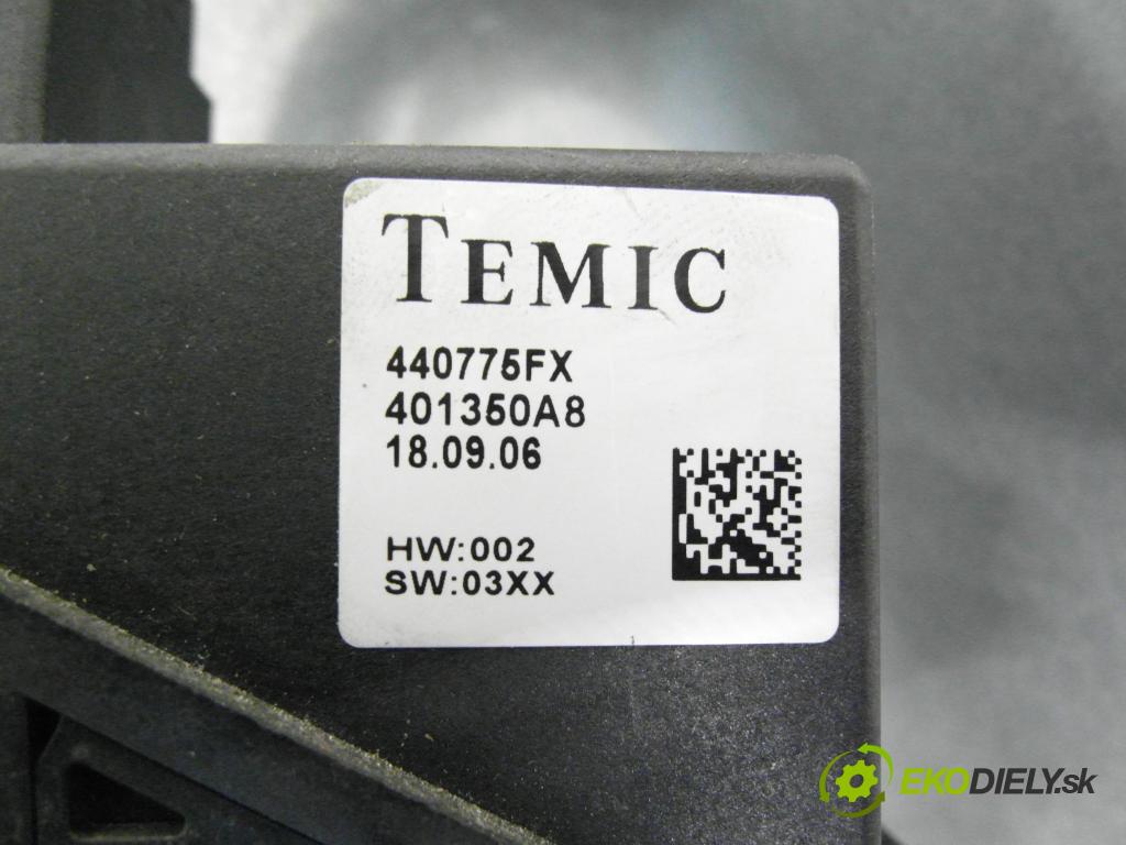 VW POLO (9N_) HB 2006 51,00 1.4 TDI - BNM 1422,00 Mechanizmus okien W0Q4837401AG ; 6Y2959802 ; 400893F