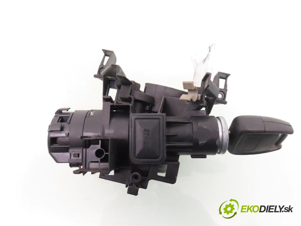 OPEL ASTRA G liftback (T98) HB 2000 74,00 1.6 16V - X 16 XEL 1598,00 spinačka 90589313 ; 90589389 ; 24413106 (Spínacia skrinka)