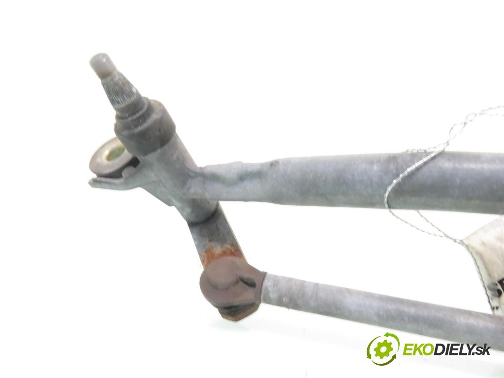 LAND ROVER FREELANDER (L314) SUV 2000 72,00 2.0 DI 4x4 - 20 T2N 1994,00 Motorček stieračov 23000065 ; 22147907