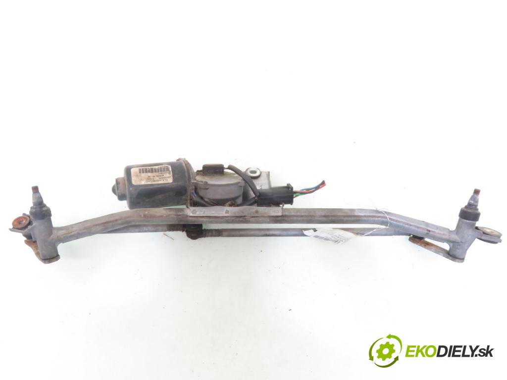 LAND ROVER FREELANDER (L314) SUV 2000 72,00 2.0 DI 4x4 - 20 T2N 1994,00 Motorček stieračov 23000065 ; 22147907