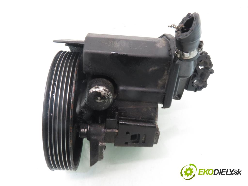 PEUGEOT 206 liftback (2A/C) HB 1999 55,00 1.4 i 75 - KFX 1361,00 Pumpa servočerpadlo 9631411580 ; 9630501680 ; 26062661 (Servočerpadlo)