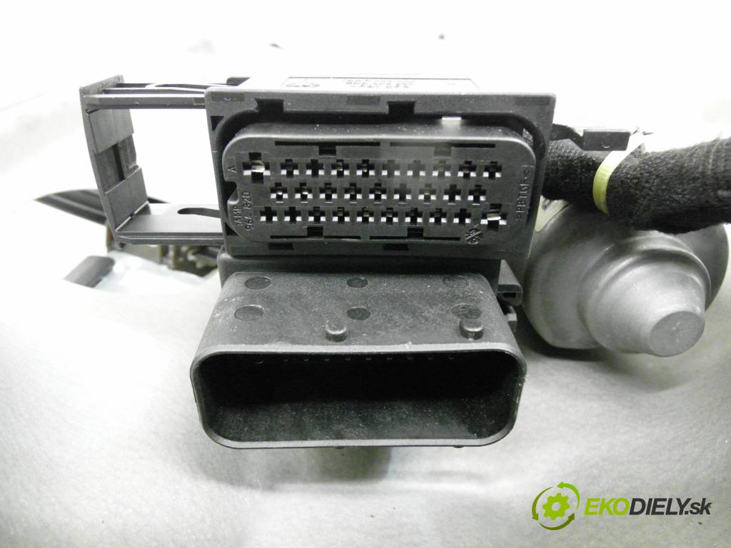 VW GOLF IV (1J1) HB 1998 74,00 1.6 - AKL 1595,00 mechanismus oken PPE 1J4837462H ; 1J4837730