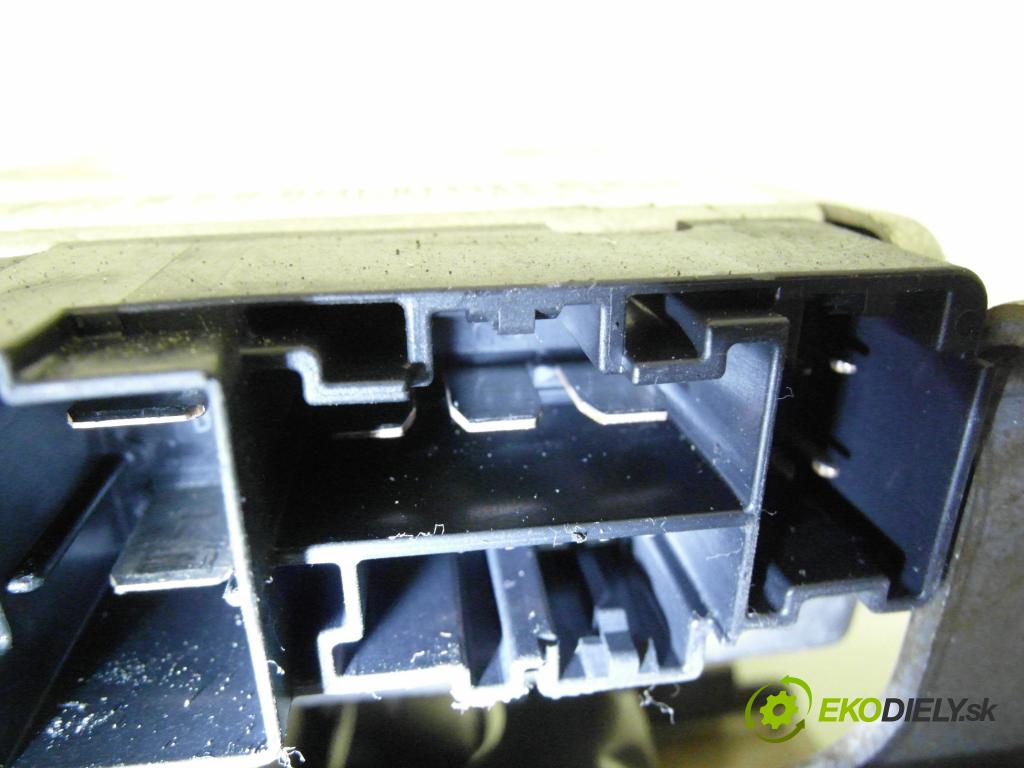 FIAT PUNTO (188_) HB 2002 44,00 1.2 60 (188.030, .050, .130, .150, .230, .250) - 1 1242,00 serv/podporovanie elektrické 09381199 ; 26082642