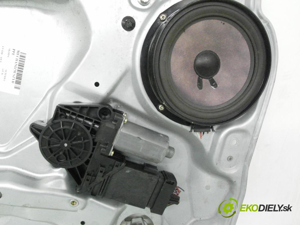 SKODA SUPERB I (3U4) SEDAN 2002 96,00 1.9 TDI - AWX 1896,00 Mechanizmus okien 105413301 ; 05074245
