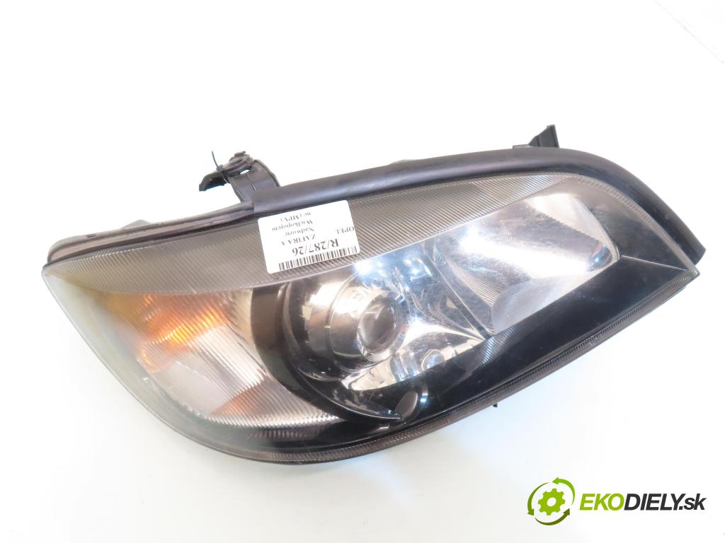OPEL ZAFIRA A Nadwozie Wielkopojemne (MPV) (T98)  MINIVAN 2003 74,00 2.0 DTI 16V 101 - Y 20 DTH 1995,00 Svetlo PP 0301116272 ; 1307329066