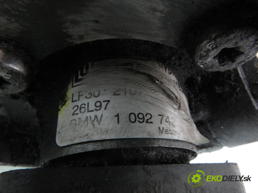 BMW 5 (E39) SEDAN 1997 110,00 520 i - M52 B20 (206S3) 1991,00 Pumpa servočerpadlo 1092742 (Servočerpadlo)