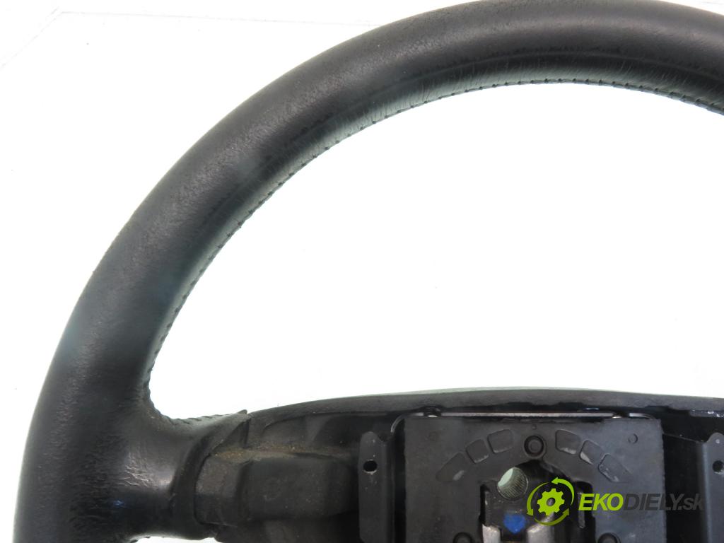 SAAB 9-3 (YS3D) LIFTBACK 1999 85,00 2.2 TiD - D223L 2171,00 Volant 4532255 ; 570553000 (Volant)