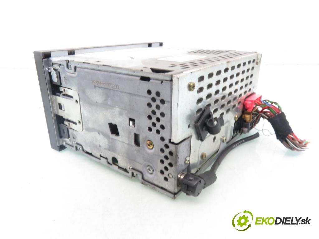 SAAB 9-3 (YS3D) LIFTBACK 1999 85,00 2.2 TiD 115 - D223L 2171,00 RADIO CD 5038203 ; 5043245